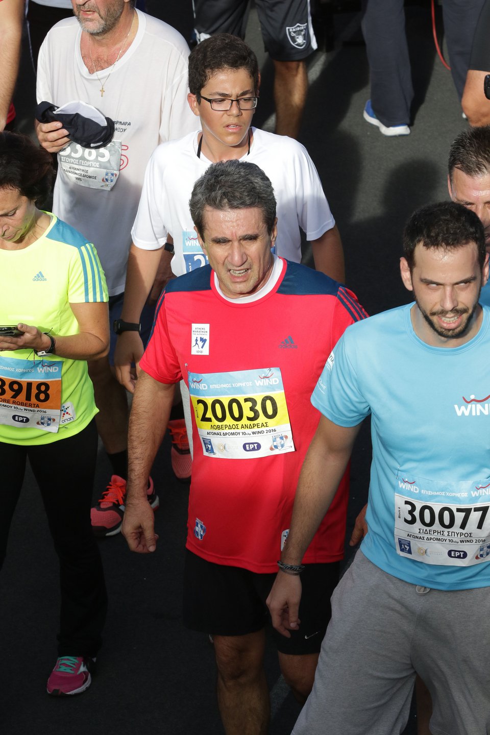 Αδωνις, Θεοδωράκης και Λοβέρδος έτρεξαν στον Μαραθώνιο [εικόνες] | iefimerida.gr 0