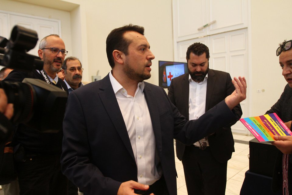 Το Κέντρο Τύπου στο Ζάππειο επισκέφθηκε ο Νίκος Παππάς [εικόνες] | iefimerida.gr 2