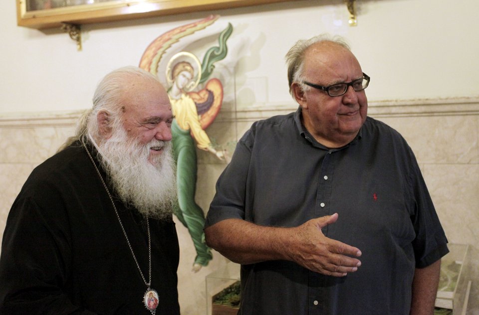 Συναντήσεις Ιερώνυμου με Κουμουτσάκο, Πάγκαλο, ελαιοπαραγωγούς [εικόνες] | iefimerida.gr 1