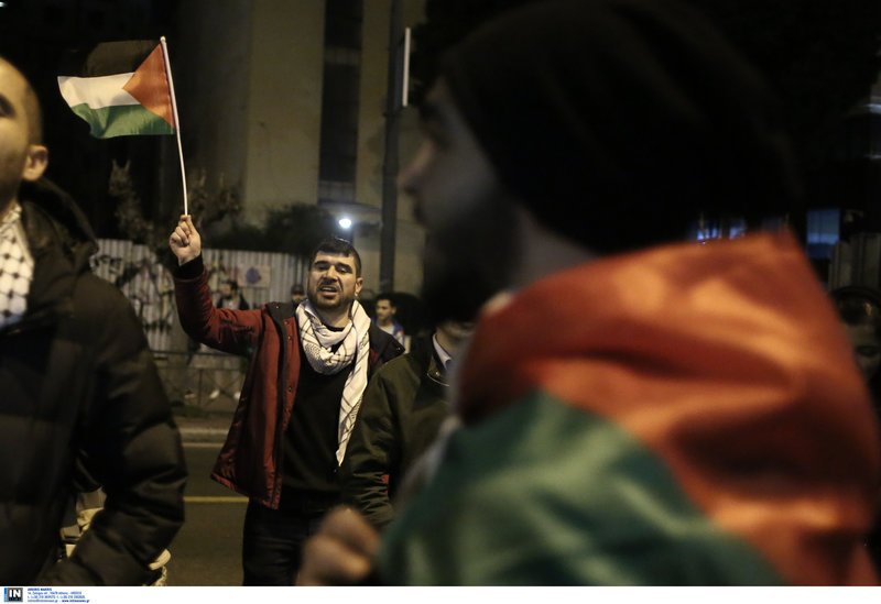 Πορεία διαμαρτυρίας Παλαιστινίων στην αμερικανική πρεσβεία [εικόνες] | iefimerida.gr 1