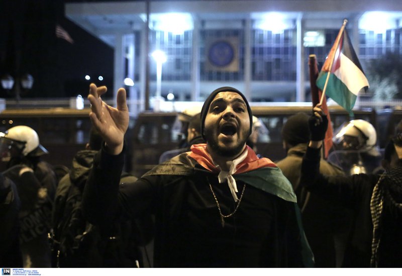 Πορεία διαμαρτυρίας Παλαιστινίων στην αμερικανική πρεσβεία [εικόνες] | iefimerida.gr 0