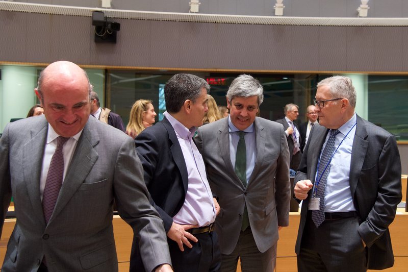 Το Eurogroup συνδέει την εκταμίευση της υποδόσης με τους ηλεκτρονικούς πλειστηριασμούς | iefimerida.gr 8