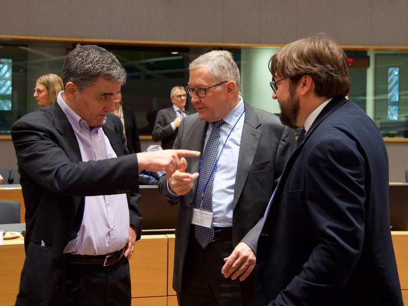 Το Eurogroup συνδέει την εκταμίευση της υποδόσης με τους ηλεκτρονικούς πλειστηριασμούς | iefimerida.gr 9