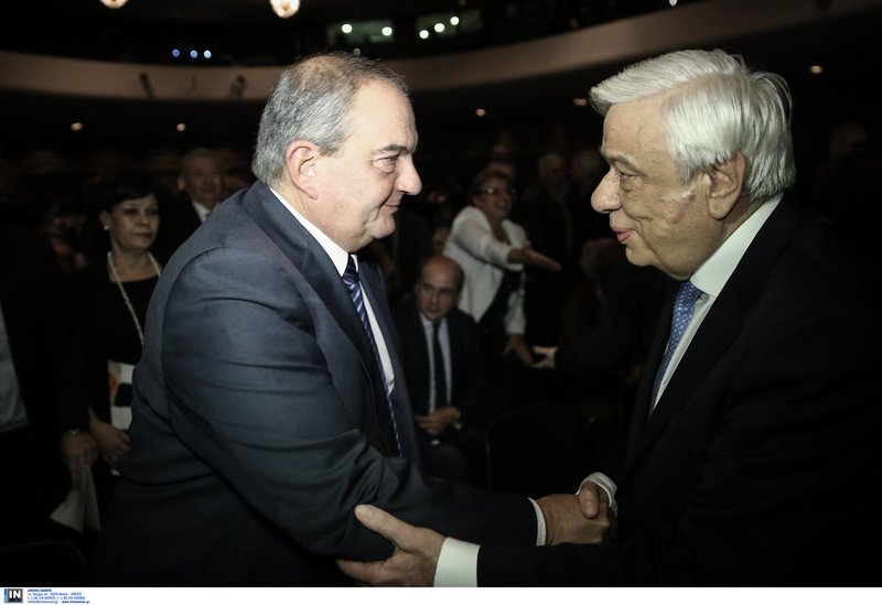 Ολος ο πολιτικός κόσμος τίμησε τη μνήμη του Γιάννη Κεφαλογιάννη -Συγκίνηση και πηγαδάκια [εικόνες] | iefimerida.gr 13