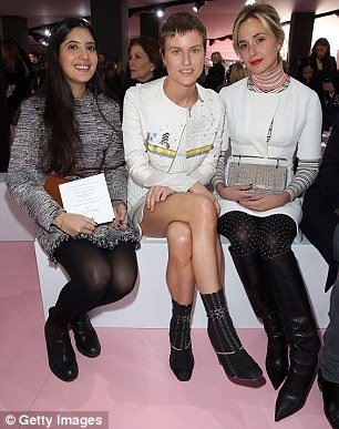 Την έκραξε η υφήλιος -Το άστοχο σχόλιο συντάκτριας της Vogue για άστεγη που διάβαζε το περιοδικό [εικόνες] | iefimerida.gr 3