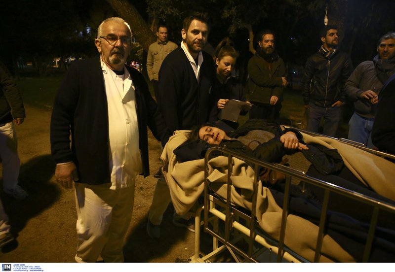 Γιατροί, φορεία και σκηνές στο κέντρο της Αθήνας -Ασκηση ετοιμότητας στον «Ευαγγελισμό» για σεισμό και πυρκαγιά [βίντεο & εικόνες] | iefimerida.gr 4