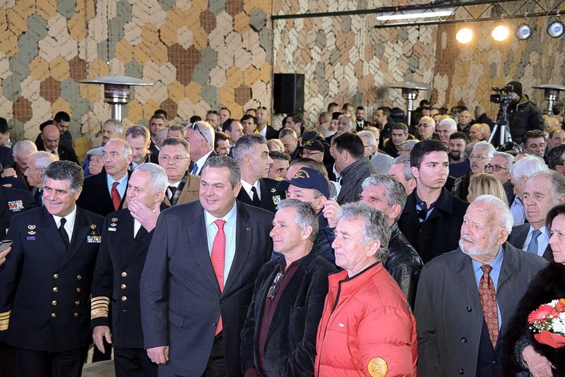 Καμμένος: Οποιος τολμήσει να ανέβει σε ελληνικό έδαφος θα χαθεί την επόμενη στιγμή [εικόνες] | iefimerida.gr 3