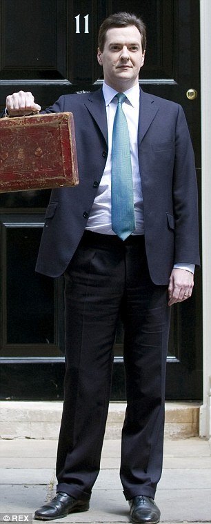 Ο νέος σταρ υπουργός της ΕΕ μετά τον Βαρουφάκη -Αδυνάτισε, γυμνάστηκε, άλλαξε κούρεμα, ντύθηκε μοδάτα και έκανε τις γυναίκες να παραληρούν [εικόνες] | iefimerida.gr 10