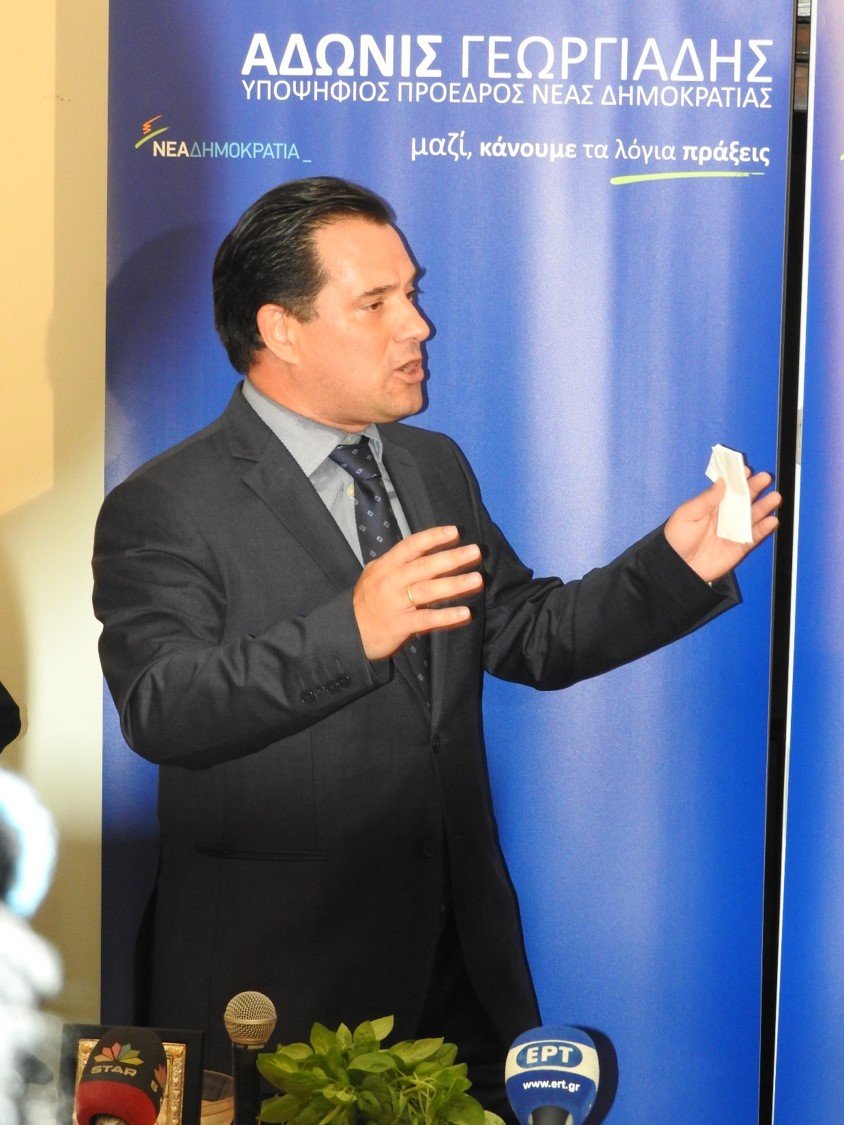 Αδωνις: Σκοπεύω να δώσω μεγάλη πίκρα στους δημοσκόπους – Πλήθος κόσμου στο εκλογικό κέντρο του στην Αθήνα [εικόνες & βίντεο] | iefimerida.gr 3