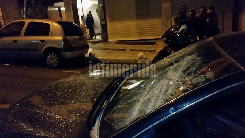 Φωτογραφίες από την καταδρομική επίθεση στον εκδοτικό οίκο στο Κολωνάκι | iefimerida.gr 4