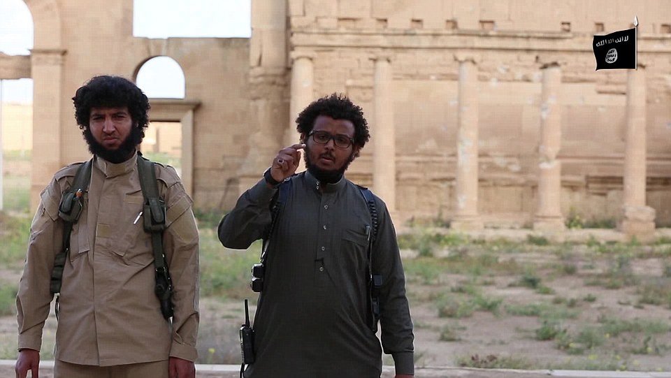 Σοκ -Τζιχαντιστές με βαριοπούλες καταστρέφουν μνημείο παγκόσμιας πολιτιστικής κληρονομιάς της UNESCO [εικόνες & βίντεο] | iefimerida.gr 6