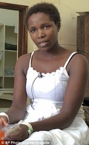 Σοκαριστική φωτογραφία μέσα από την τάξη που σφαγιάστηκαν φοιτητές στην Κένυα -Η ιστορία 19χρονης που σώθηκε [εικόνες] | iefimerida.gr 0