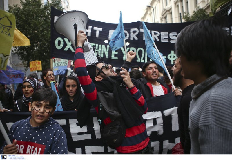 Ολοκληρώθηκε το αντιφασιστικό, αντιρατσιστικό συλλαλητήριο στο κέντρο της Αθήνας | iefimerida.gr 0