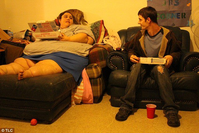 Τεξανή 298 κιλών: Ο άνδρας μου δεν με αφήνει να αδυνατίσω -Φοβάται ότι θα με χάσει [εικόνες] | iefimerida.gr 3