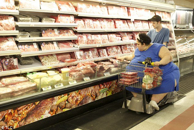 Τεξανή 298 κιλών: Ο άνδρας μου δεν με αφήνει να αδυνατίσω -Φοβάται ότι θα με χάσει [εικόνες] | iefimerida.gr 6