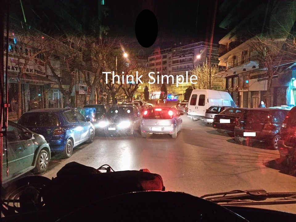 Απίστευτη οδηγός στη Θεσσαλονίκη: Μπήκε ανάποδα σε μονόδρομο, ζητούσε από λεωφορείο να κάνει πίσω [εικόνες] | iefimerida.gr 0