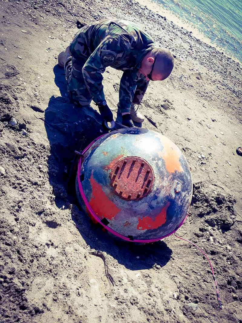 Εξουδετέρωσαν με ελεγχόμενη έκρηξη δύο νάρκες του Β’ Παγκοσμίου Πολέμου σε Μεσολόγγι και Καβάλα [εικόνες] | iefimerida.gr 3