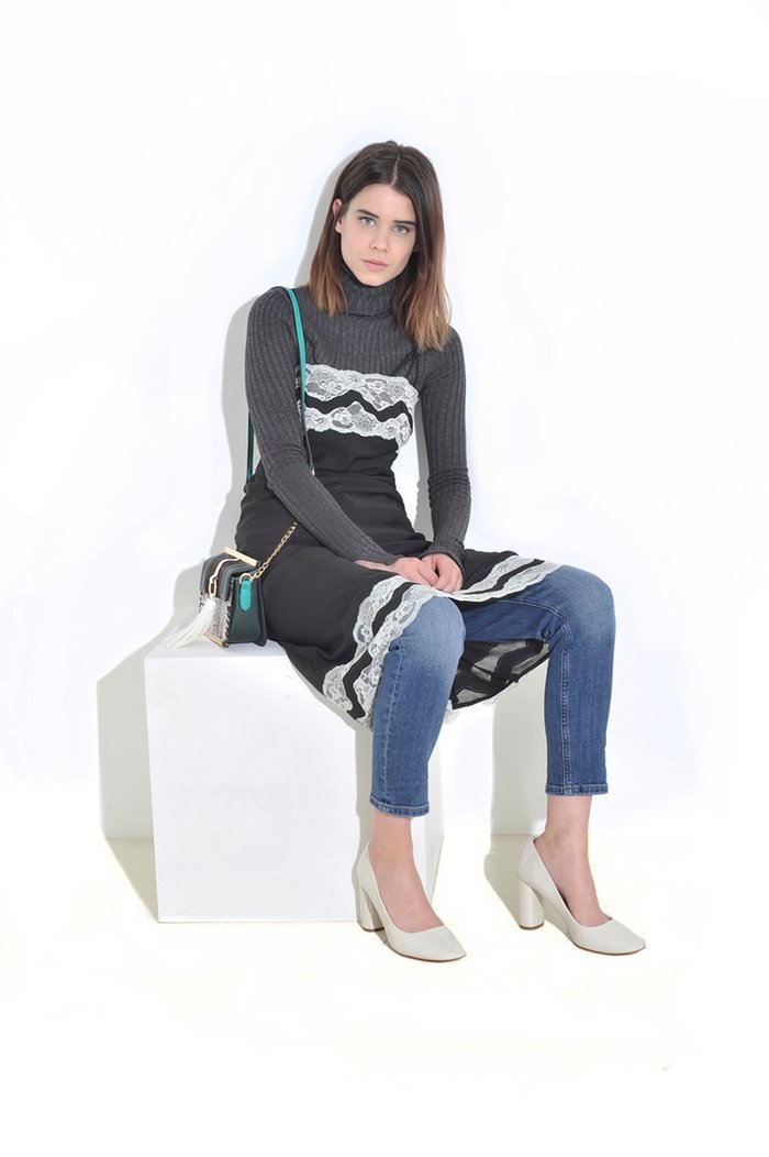 Οι 5 νέοι τρόποι για να φορέσετε το slip dress – το φόρεμα της χρονιάς [εικόνες] | iefimerida.gr 2