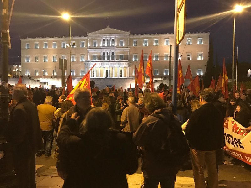 Μεγάλη συγκέντρωση του ΚΚΕ στο Σύνταγμα -Ομιλία του Κουτσούμπα και πορεία στην Πρεσβεία των ΗΠΑ [εικόνες & βίντεο] | iefimerida.gr 16