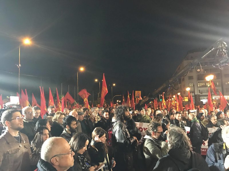 Μεγάλη συγκέντρωση του ΚΚΕ στο Σύνταγμα -Ομιλία του Κουτσούμπα και πορεία στην Πρεσβεία των ΗΠΑ [εικόνες & βίντεο] | iefimerida.gr 11