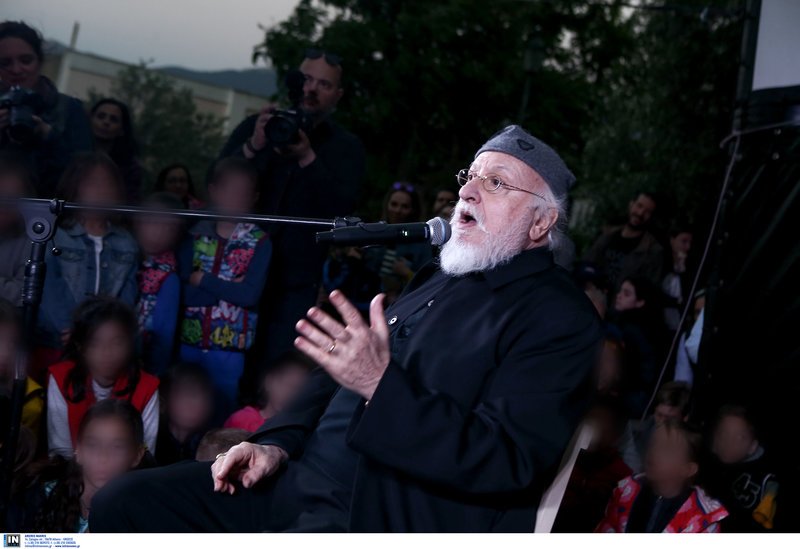 Ο κήπος της Ακρόπολης άνθισε ξανά -Με Σαββόπουλο, Καραγκιόζη και πολλά παιδιά [εικόνες] | iefimerida.gr 2