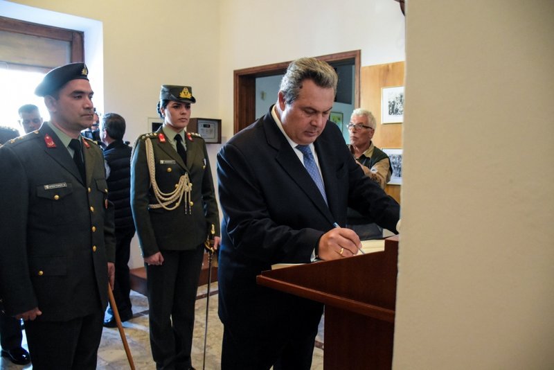 Καμμένος: Εχουμε δύο αξιωματικούς «ομήρους» στις φυλακές υψίστης ασφαλείας της Τουρκίας | iefimerida.gr 0