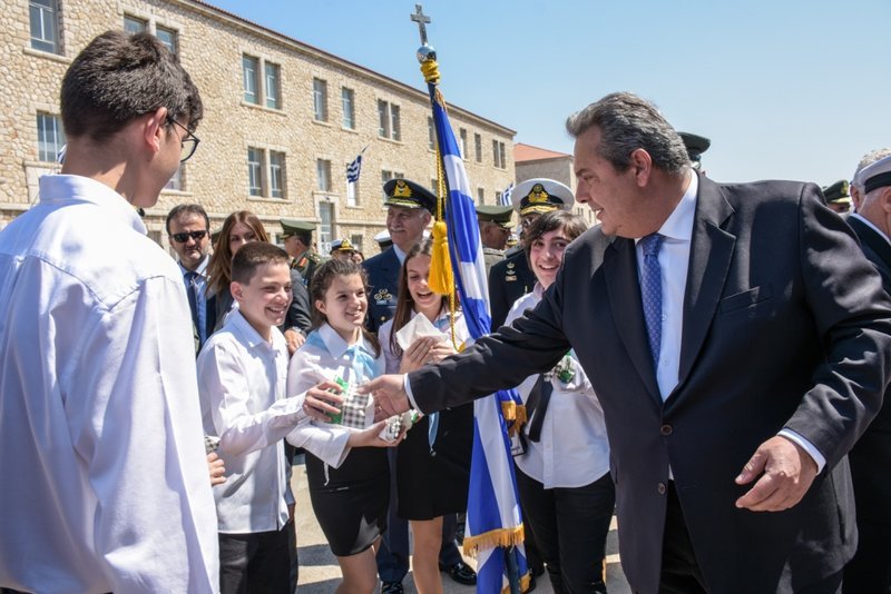 Καμμένος: Εχουμε δύο αξιωματικούς «ομήρους» στις φυλακές υψίστης ασφαλείας της Τουρκίας | iefimerida.gr 6