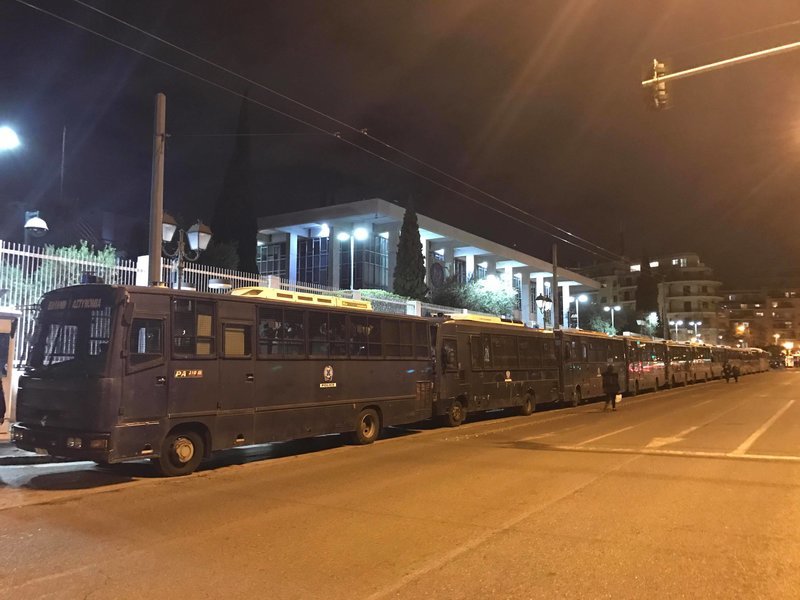 Μεγάλη συγκέντρωση του ΚΚΕ στο Σύνταγμα -Ομιλία του Κουτσούμπα και πορεία στην Πρεσβεία των ΗΠΑ [εικόνες & βίντεο] | iefimerida.gr 3