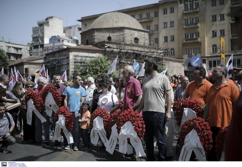 Με συνθήματα κατά των μνημονίων ολοκληρώθηκαν οι συγκεντρώσεις στη Θεσσαλονίκη [εικόνες] | iefimerida.gr 0