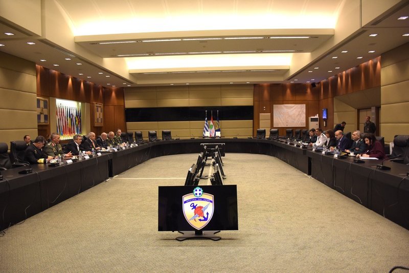 Υπ. Αμυνας Λιβάνου: Να απελευθερωθούν οι 2 Ελληνες στρατιωτικοί [εικόνες] | iefimerida.gr 0