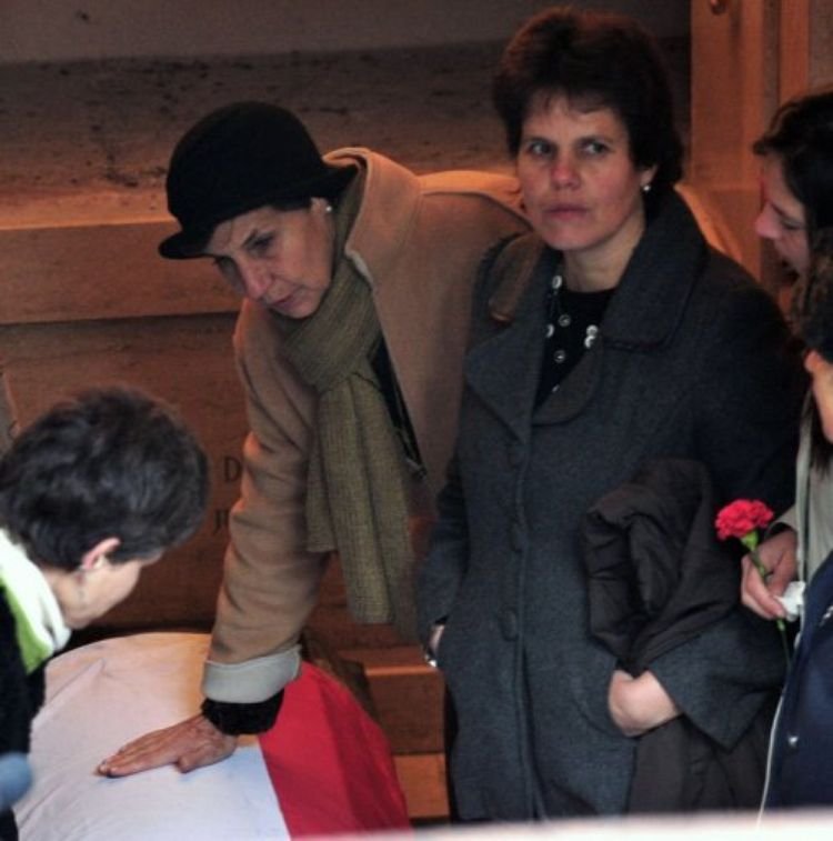 H κόρη του Σαλβαδόρ Αλιέντε, Ιζαμπέλα, έγινε η πρώτη γυναίκα πρόεδρος της Γερουσίας στη Χιλή [εικόνες] | iefimerida.gr 0