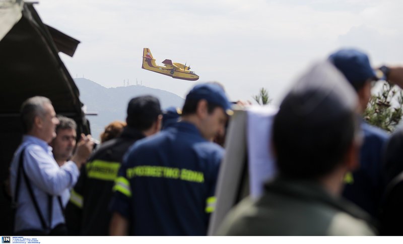 Πυροσβέστες, οχήματα και καναντέρ στο Σέιχ Σου -Ασκηση για αντιμετώπιση φωτιάς [εικόνες] | iefimerida.gr 4
