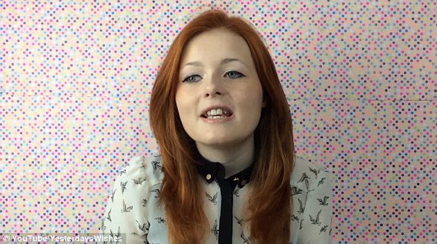 Τυφλή έφηβη παραδίδει μαθήματα μακιγιάζ και συναρπάζει το Ιντερνετ [εικόνες & βίντεο] | iefimerida.gr 2