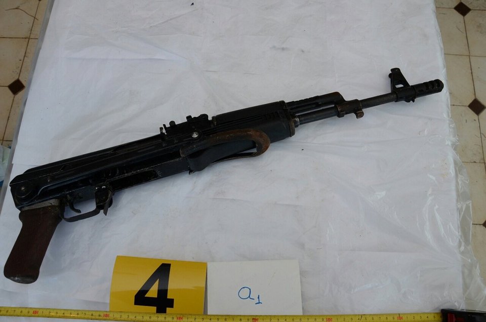 Ο κήπος-οπλοστάσιο στο σπίτι του Πετρακάκου στον Μώλο Φθιώτιδας – Ολα τα ευρήματα [εικόνες] | iefimerida.gr 0