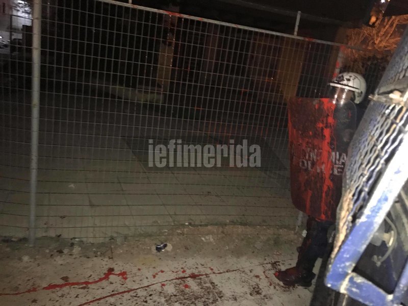 Ενταση με φοιτητές ΤΕΙ στον Ελαιώνα πριν την ομιλία Τσίπρα [εικόνες & βίντεο] | iefimerida.gr 0