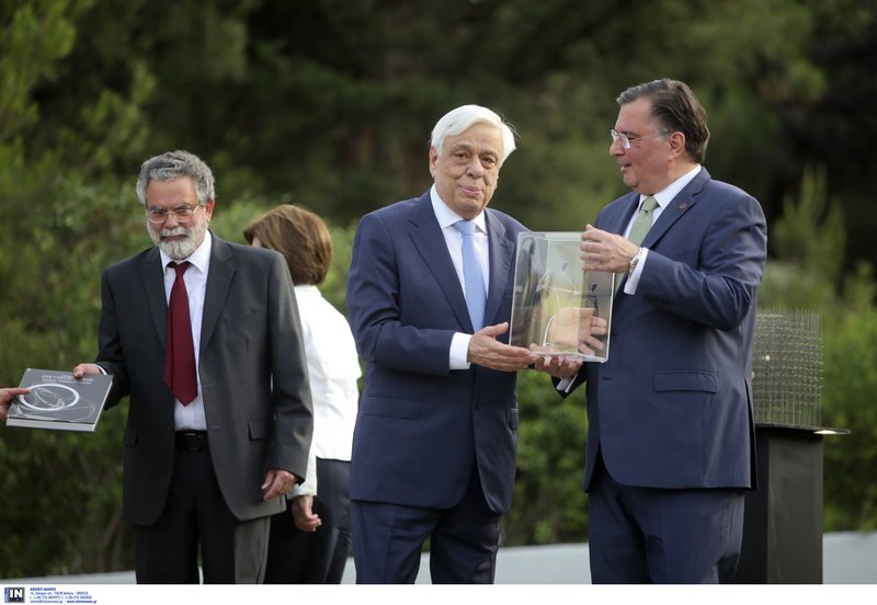 O Προκόπης Παυλόπουλος εγκαινίασε υπαίθρια Δημοτική Γλυπτοθήκη στο Ψυχικό [εικόνες] | iefimerida.gr 7