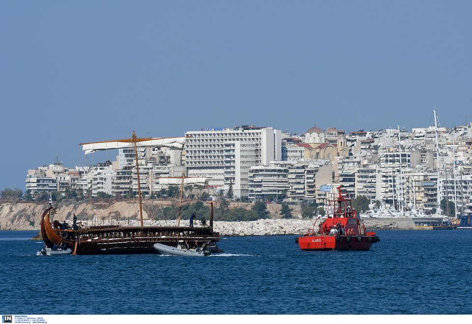 Εμπειρία! Μπορείς να γίνεις κωπηλάτης στην αρχαία τριήρη Ολυμπιάς στα νερά του Σαρωνικού | iefimerida.gr 2