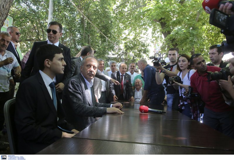 Ο αντίπαλος του Ερντογάν κάνει περιοδεία στην Κομοτηνή -Εθεσε θέμα ανταλλαγής των 2 Ελλήνων | iefimerida.gr 13