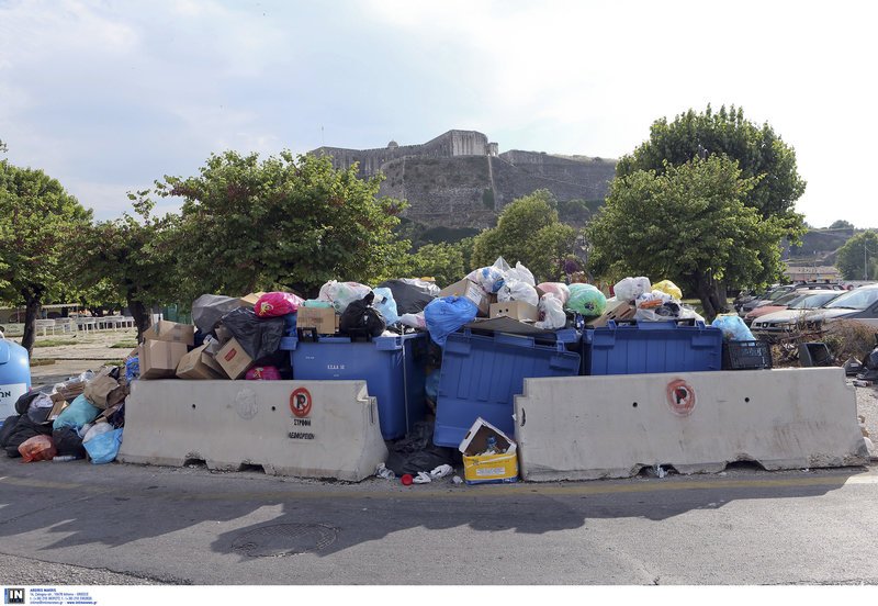 Φωτογραφίες: Intimenews/ΚΑΤΑΠΟΔΗΣ ΣΤΑΜΑΤΗΣ