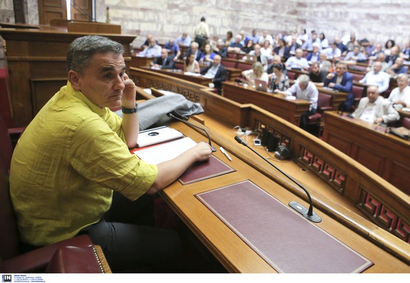 «Φρένο» Τσακαλώτου για συντάξεις, αλλά υπουργοί ανακοίνωσαν επιδόματα [εικόνες] | iefimerida.gr 9