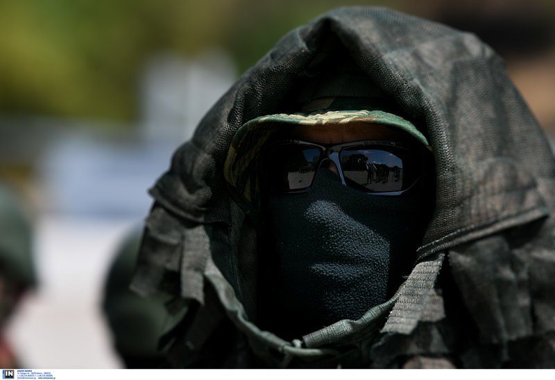 Εντυπωσιακές εικόνες από την άσκηση των Ειδικών Δυνάμεων «Καταιγίδα 2018-Salamis Storm»  | iefimerida.gr 21