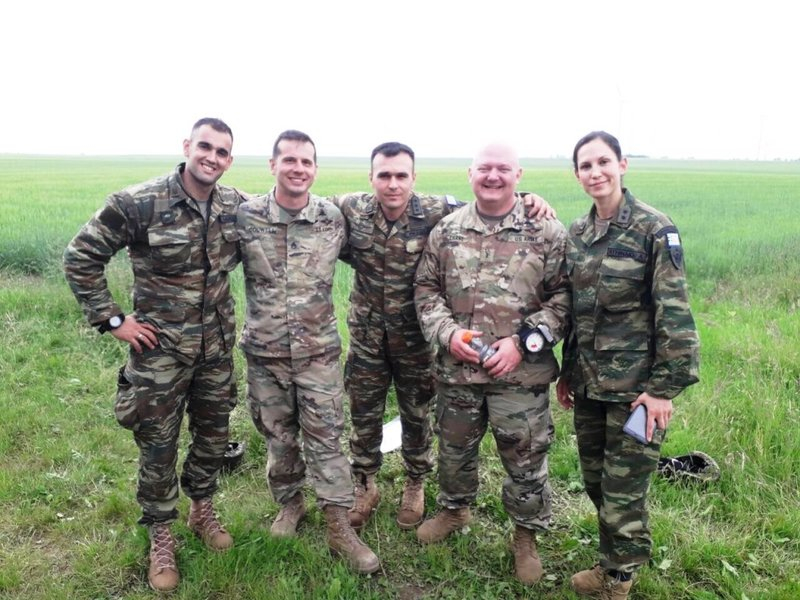 Ελληνες υπαξιωματικοί αλεξιπτωτιστές σε διεθνή εβδομάδα άλματος -«Βούτηξαν» στη Γερμανία [εικόνες] | iefimerida.gr 16