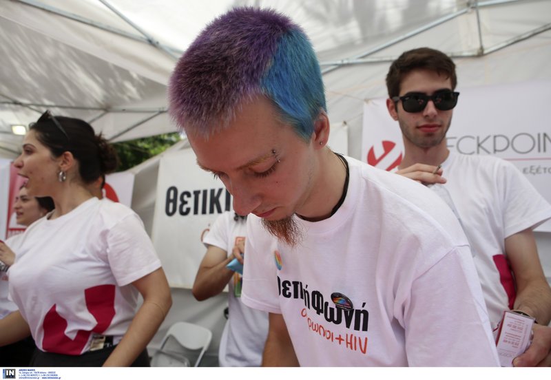 Athens Pride, Παρούσα: Ξέφρενο πάρτι με πολύχρωμες παρουσίες [εικόνες & βίντεο] | iefimerida.gr 28