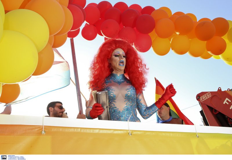 Το 14ο Athens Pride μέσα από 40 καρέ -Ολα όσα έγιναν στο ξέφρενο πάρτι στο Σύνταγμα [εικόνες] | iefimerida.gr 27