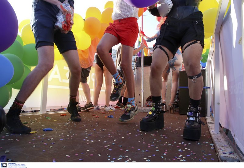 Το 14ο Athens Pride μέσα από 40 καρέ -Ολα όσα έγιναν στο ξέφρενο πάρτι στο Σύνταγμα [εικόνες] | iefimerida.gr 28