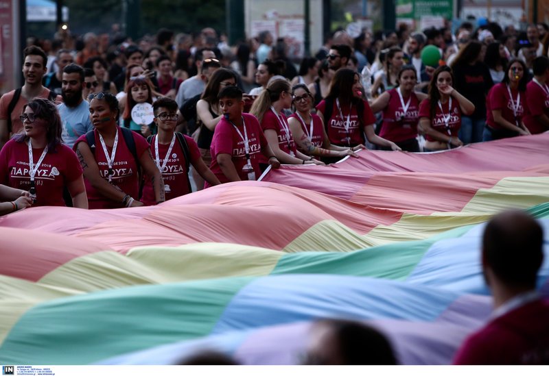 Το 14ο Athens Pride μέσα από 40 καρέ -Ολα όσα έγιναν στο ξέφρενο πάρτι στο Σύνταγμα [εικόνες] | iefimerida.gr 19