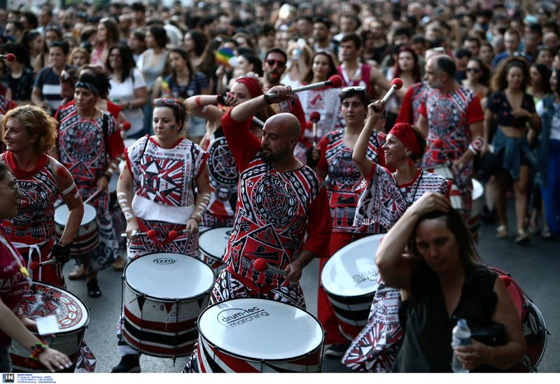 Το 14ο Athens Pride μέσα από 40 καρέ -Ολα όσα έγιναν στο ξέφρενο πάρτι στο Σύνταγμα [εικόνες] | iefimerida.gr 18