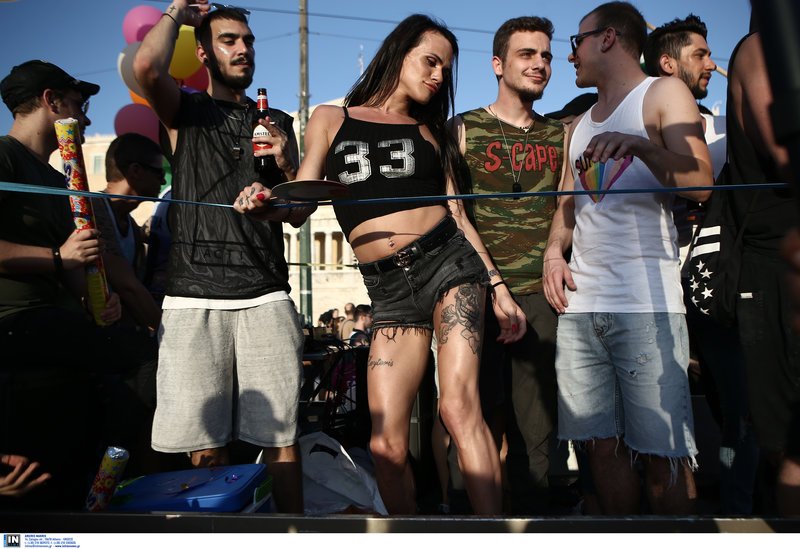 Το 14ο Athens Pride μέσα από 40 καρέ -Ολα όσα έγιναν στο ξέφρενο πάρτι στο Σύνταγμα [εικόνες] | iefimerida.gr 5