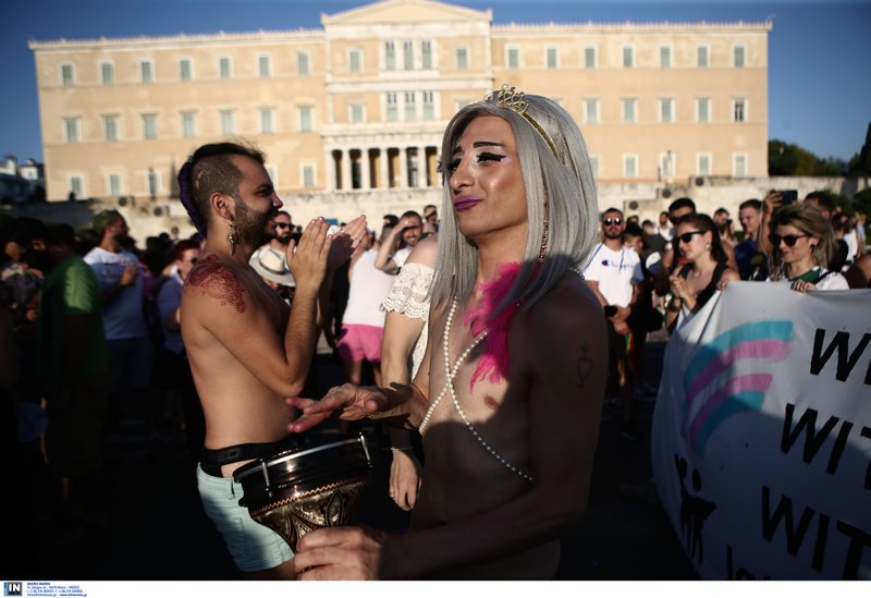 Το 14ο Athens Pride μέσα από 40 καρέ -Ολα όσα έγιναν στο ξέφρενο πάρτι στο Σύνταγμα [εικόνες] | iefimerida.gr 4