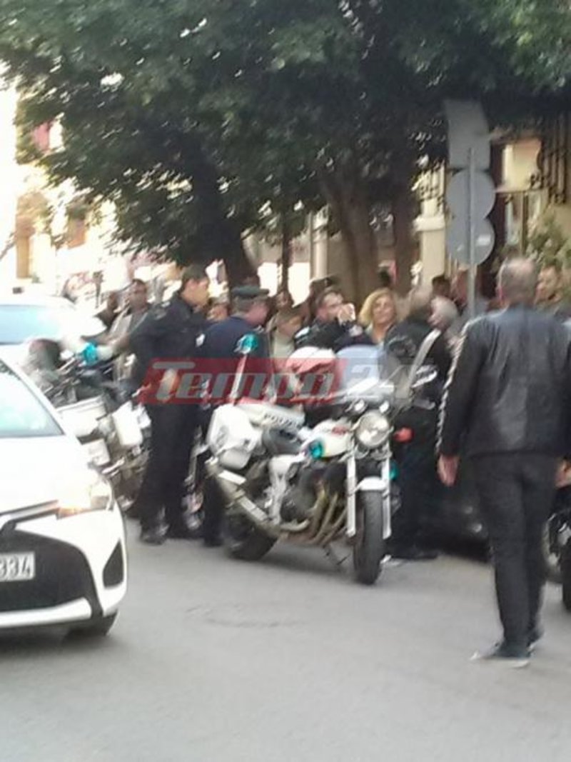 Απίστευτο: Οδηγός στην Πάτρα πάρκαρε σε θέση αναπήρων, του πήραν τις πινακίδες και χτύπησε αστυνομικό [εικόνες] | iefimerida.gr 3